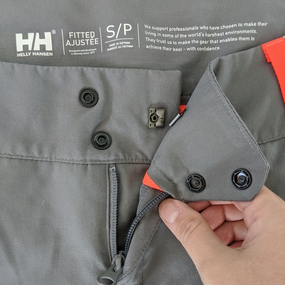 Helly Hansen Grey Lightweight Slim Pants - Picture 8 of 9